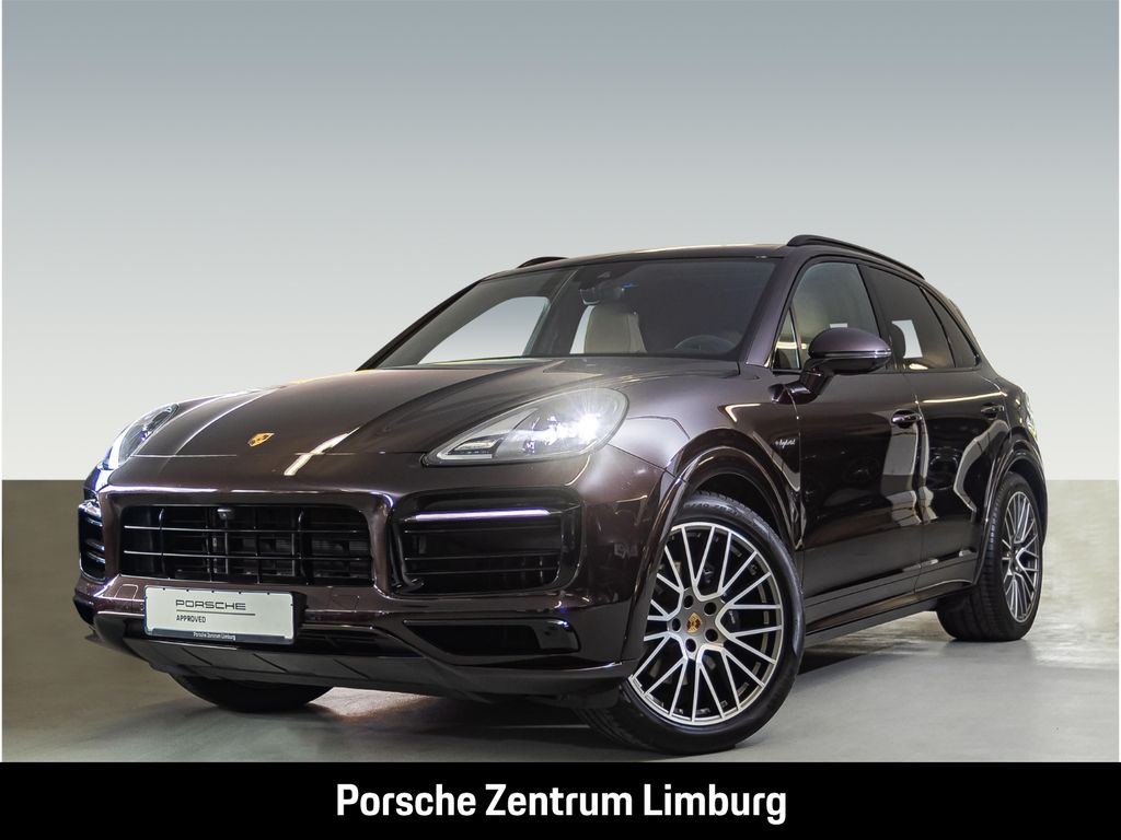 Porsche Cayenne 2022