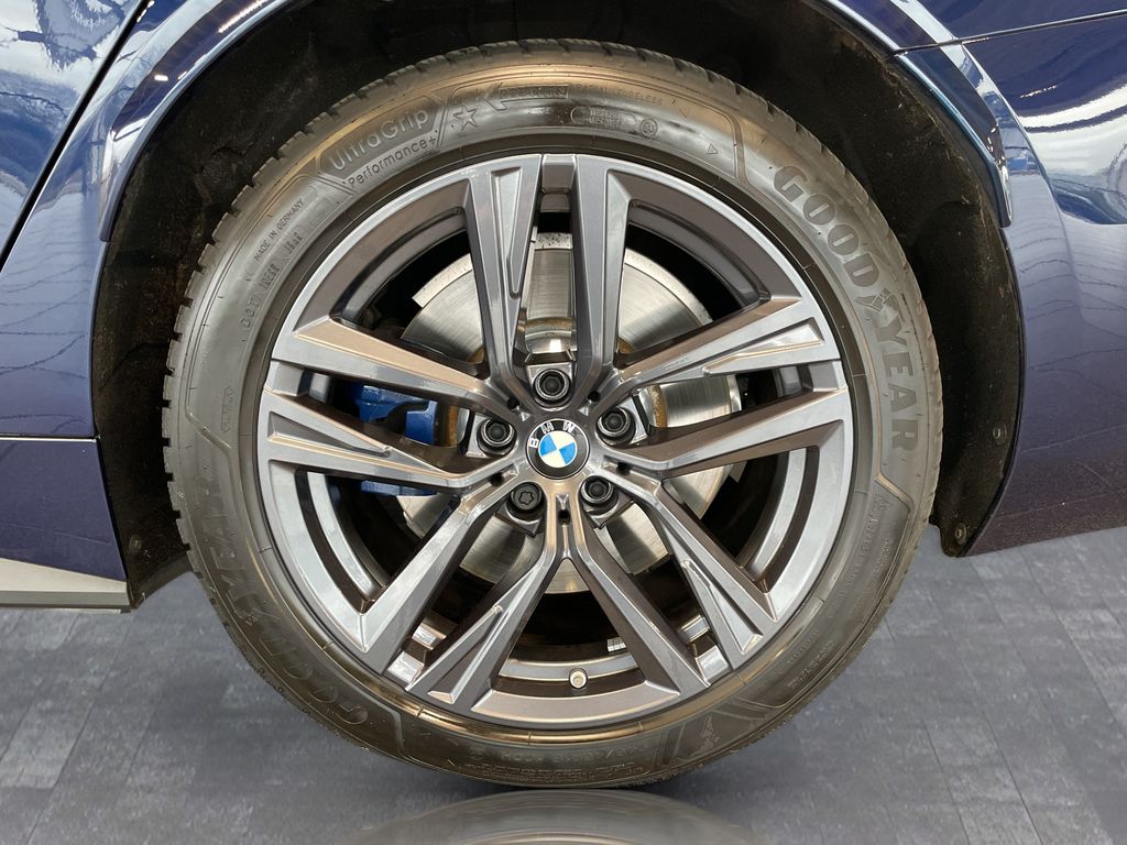 BMW i4 2025