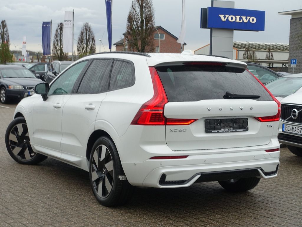 Volvo XC60 2025