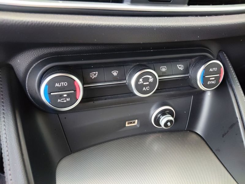 Alfa Romeo Stelvio 2019