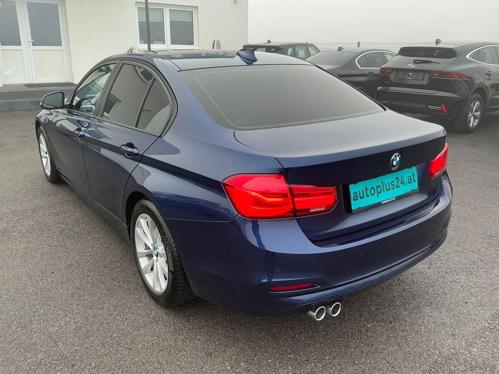 BMW 330 2018