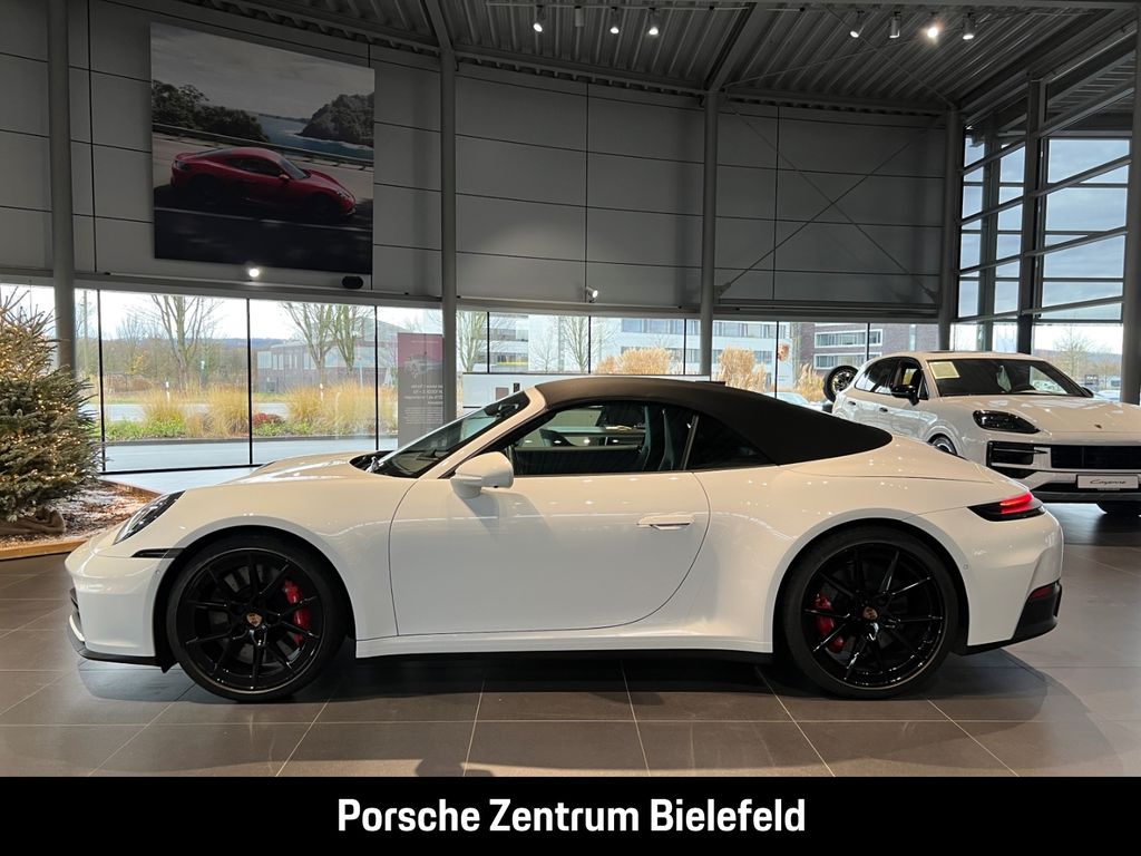 Porsche 992 2025