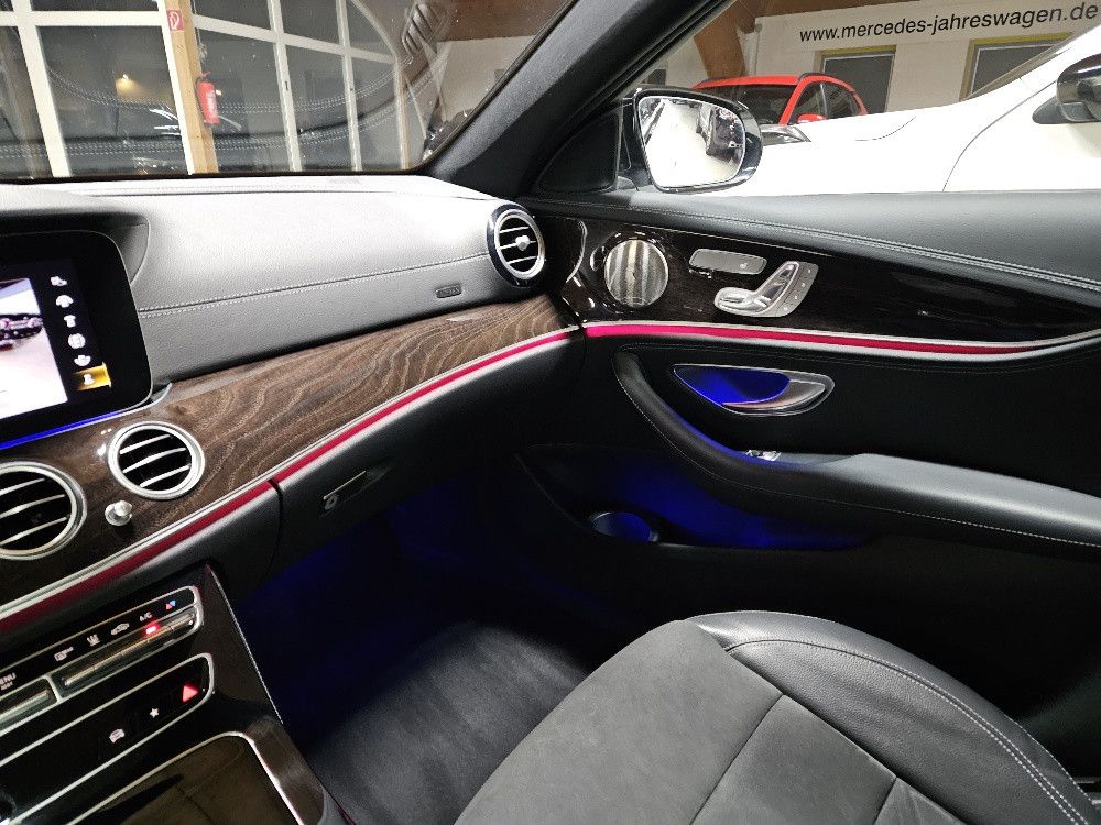 Mercedes-Benz E 300 2022