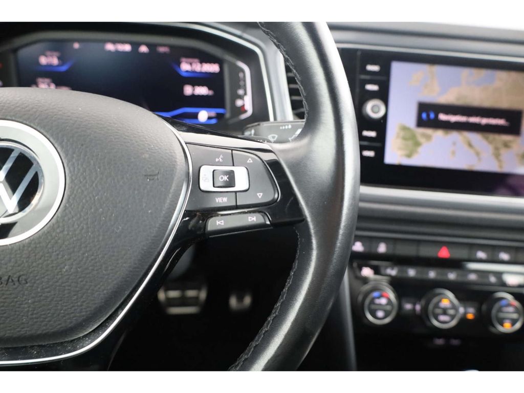 Volkswagen T-Roc 2021