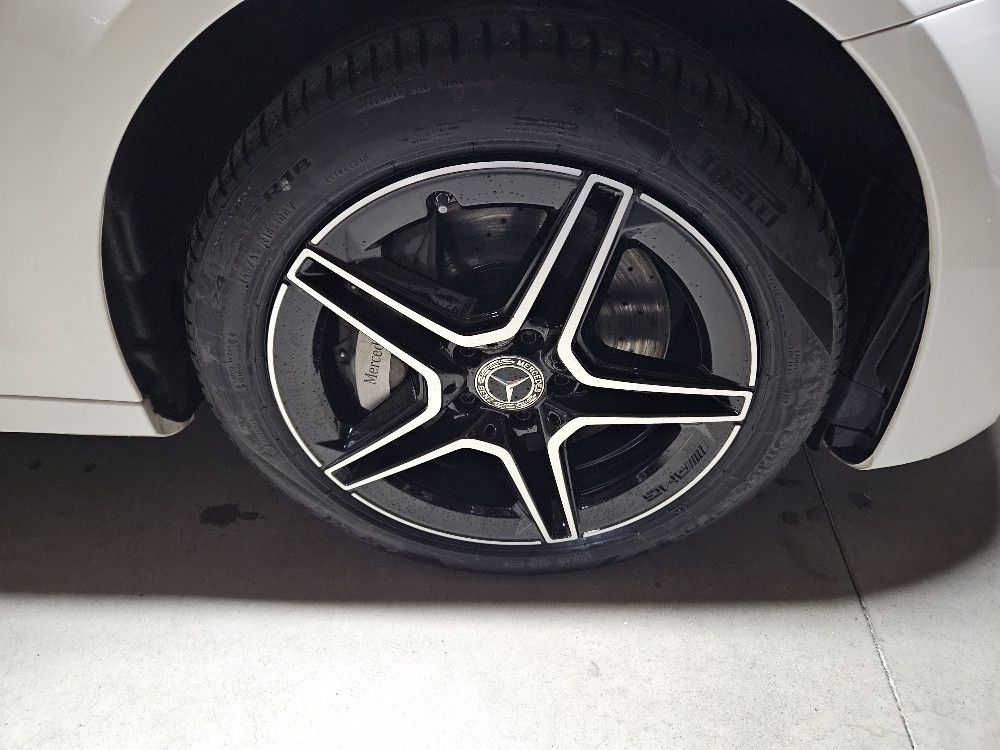 Mercedes-Benz E 300 2022