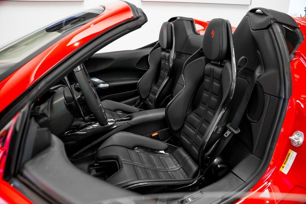 Ferrari SF90 2025