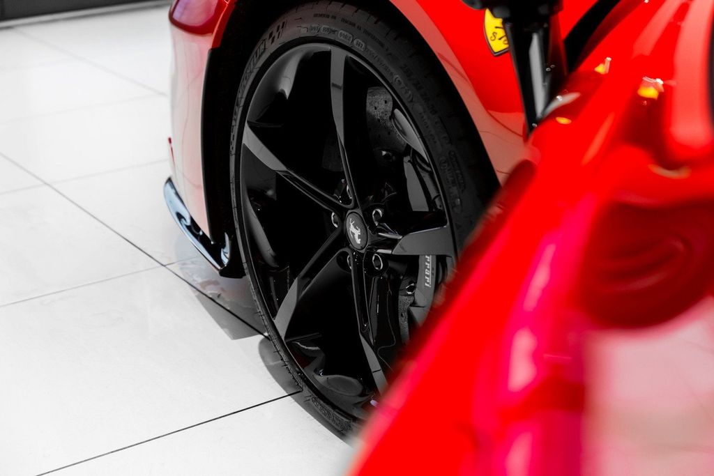 Ferrari SF90 2025