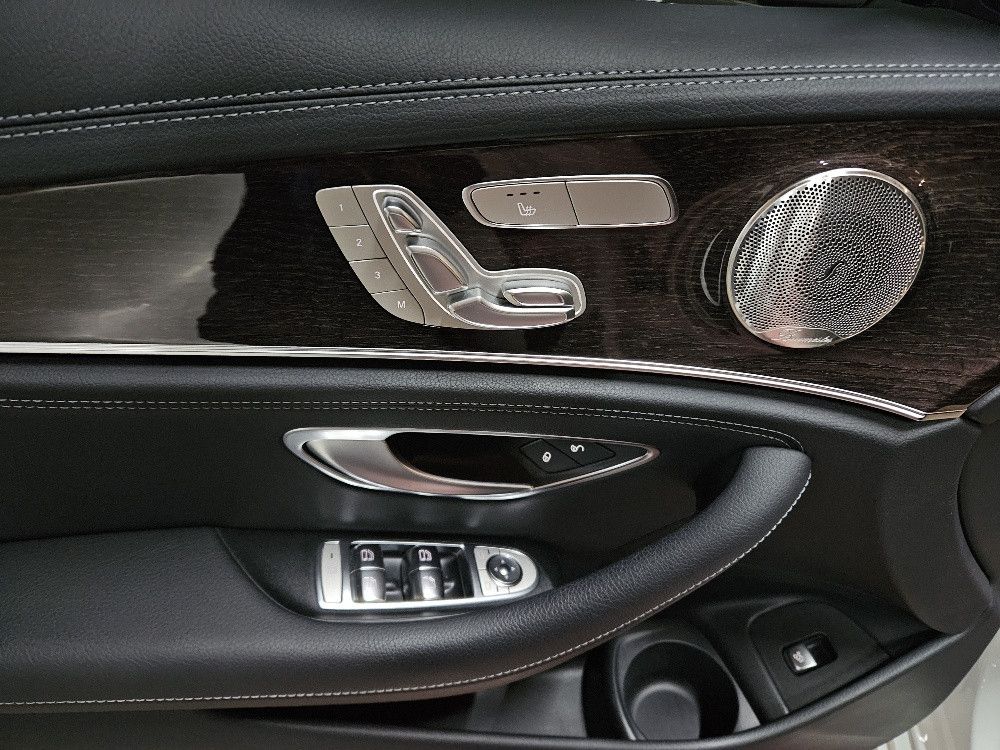 Mercedes-Benz E 300 2022