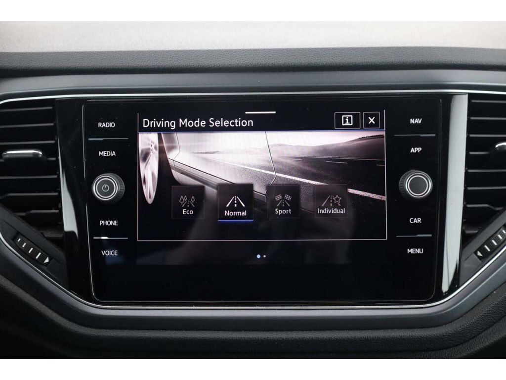 Volkswagen T-Roc 2021