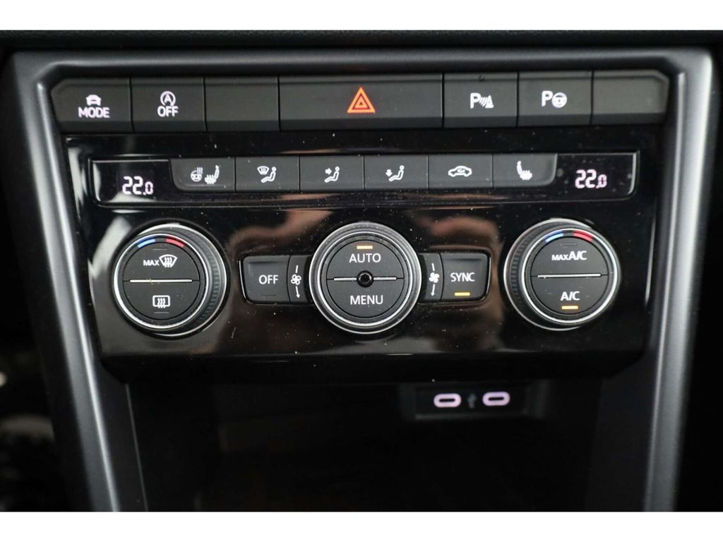 Volkswagen T-Roc 2021
