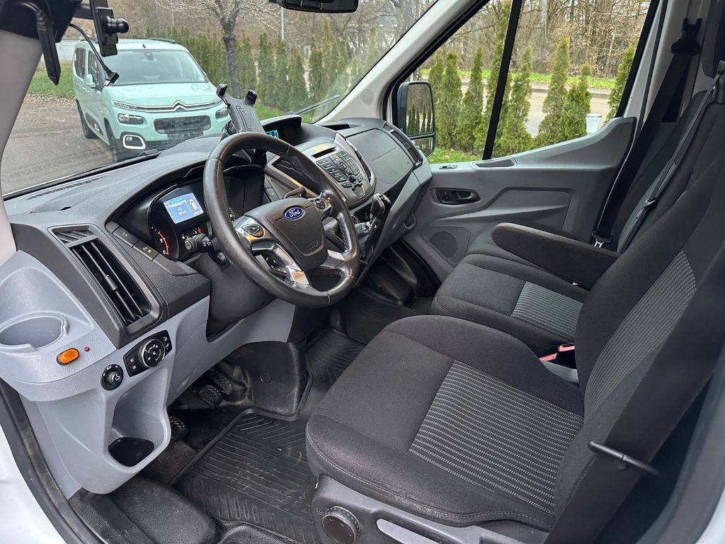 Ford Transit 2016