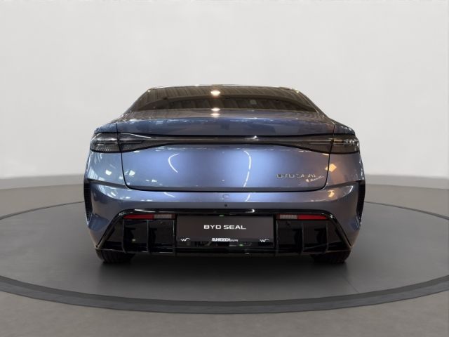 BYD SEAL