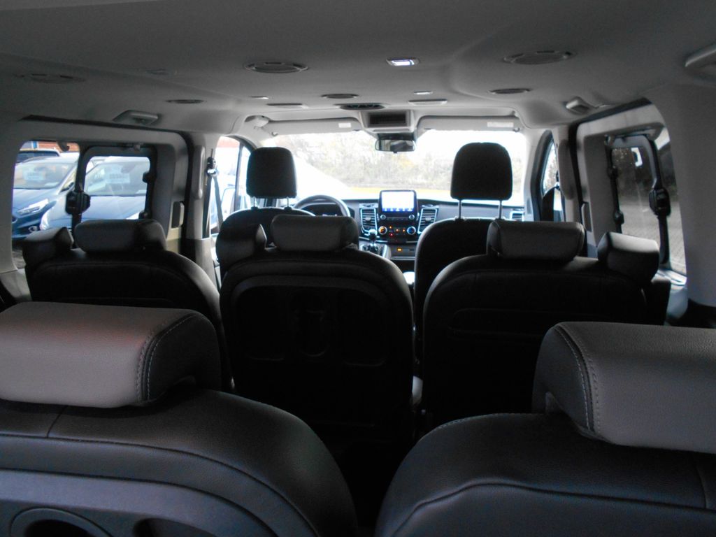 Ford Tourneo Custom 2023