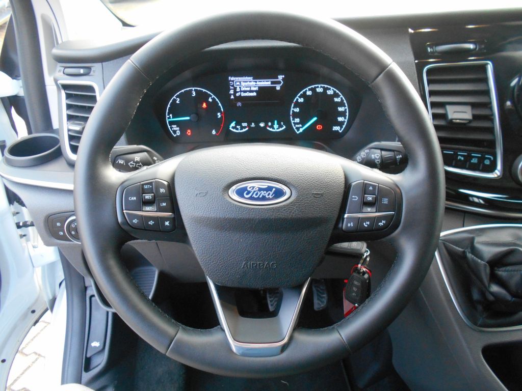 Ford Tourneo Custom 2023