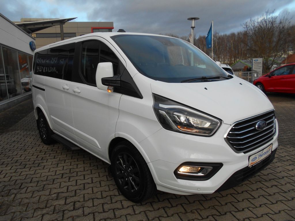Ford Tourneo Custom 2023