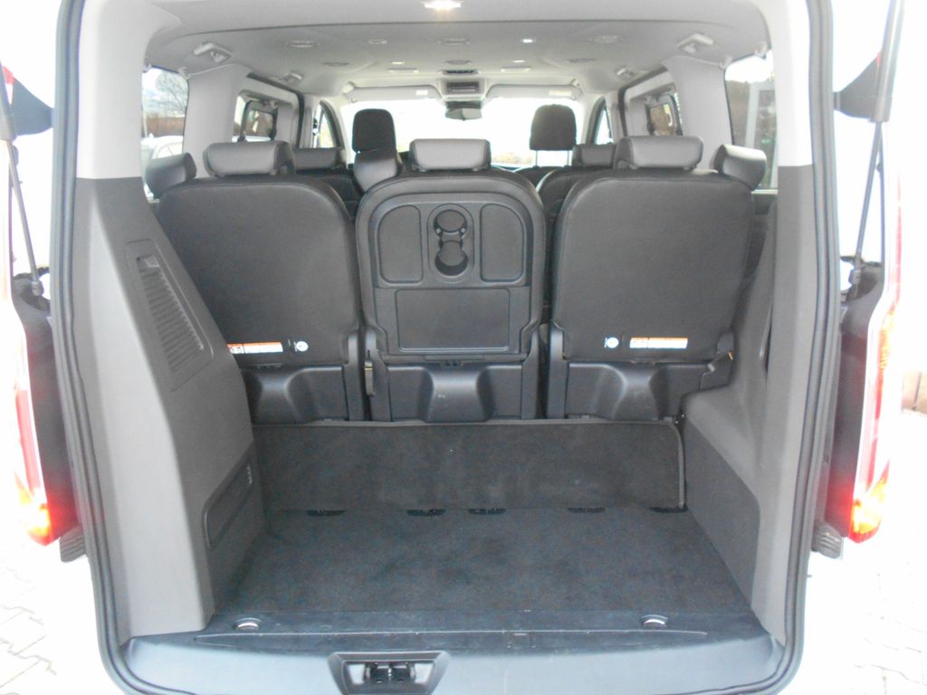 Ford Tourneo Custom 2023