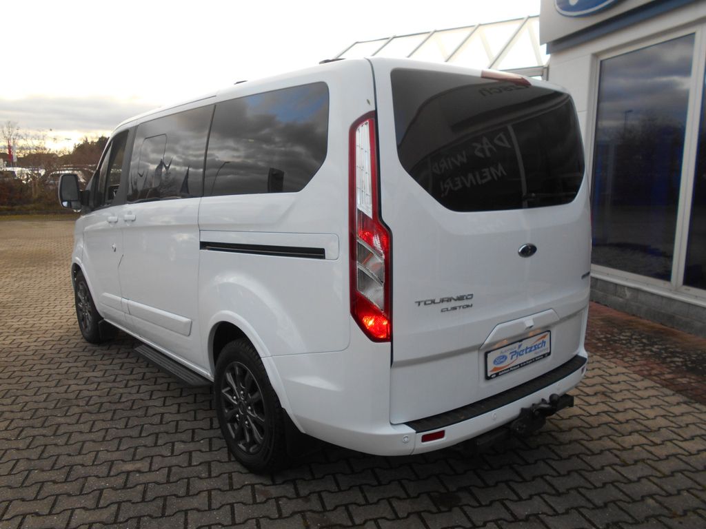 Ford Tourneo Custom 2023