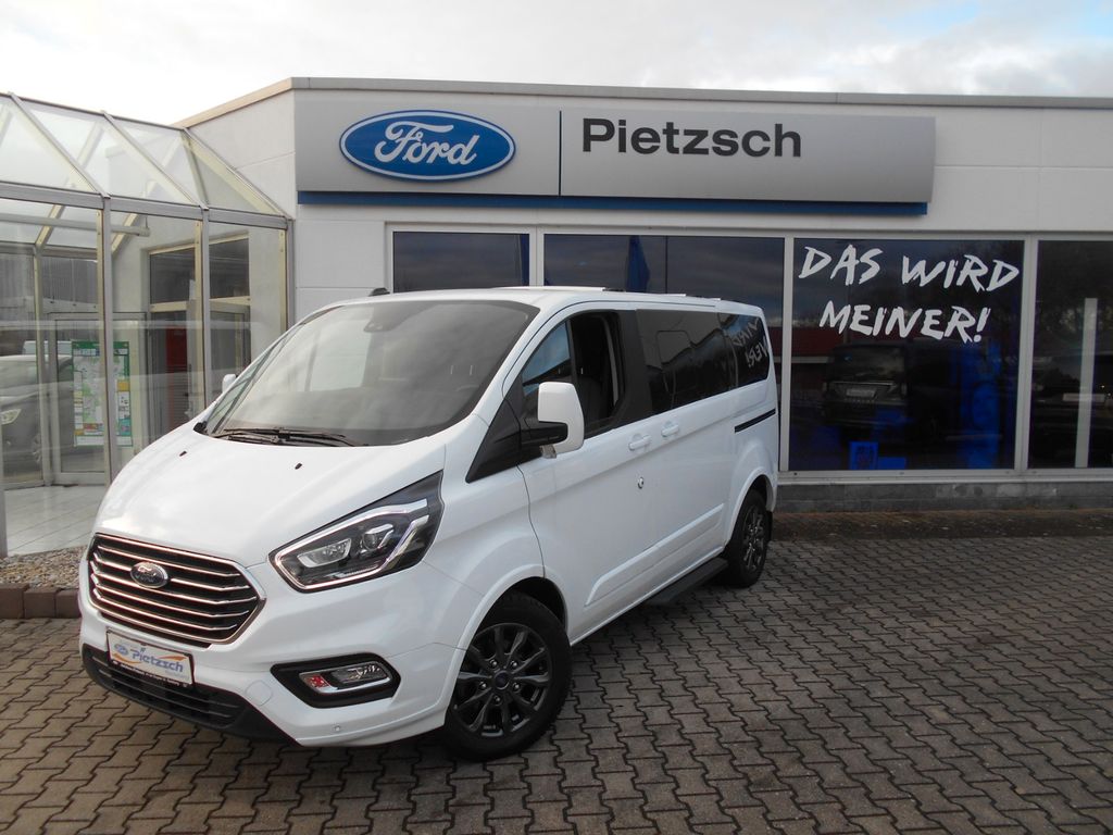 Ford Tourneo Custom 2023