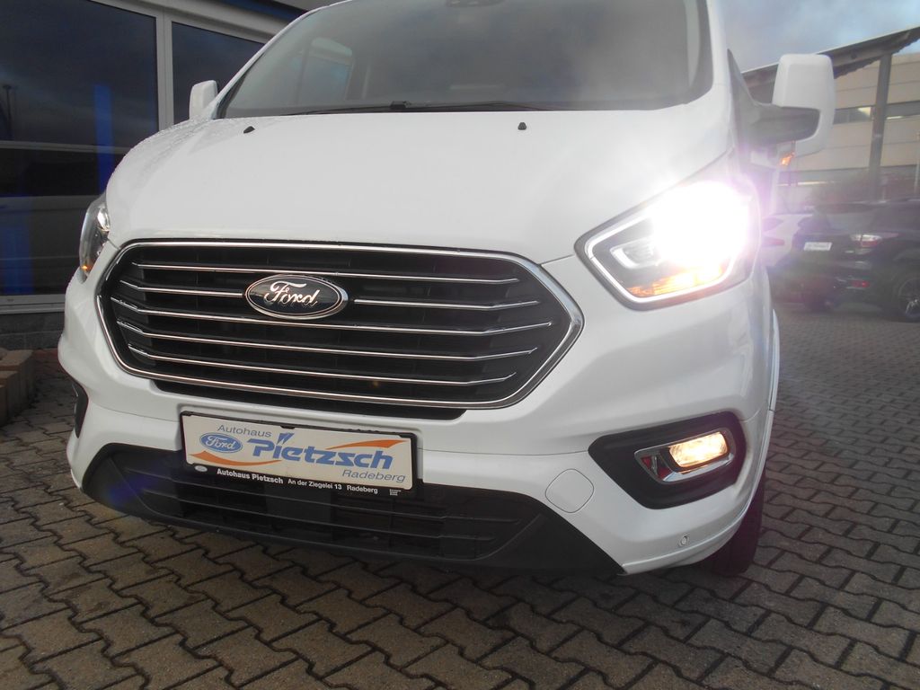 Ford Tourneo Custom 2023