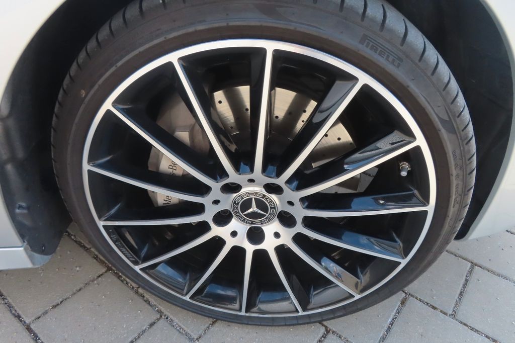 Mercedes-Benz E 400 2019