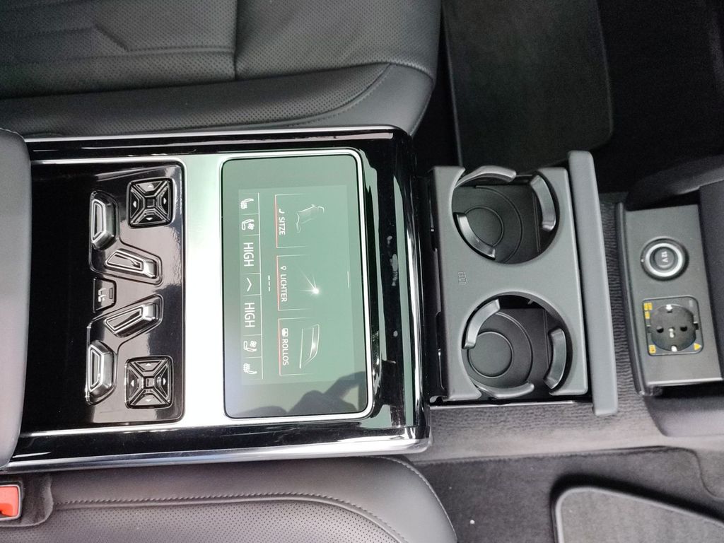 Audi A8 2023