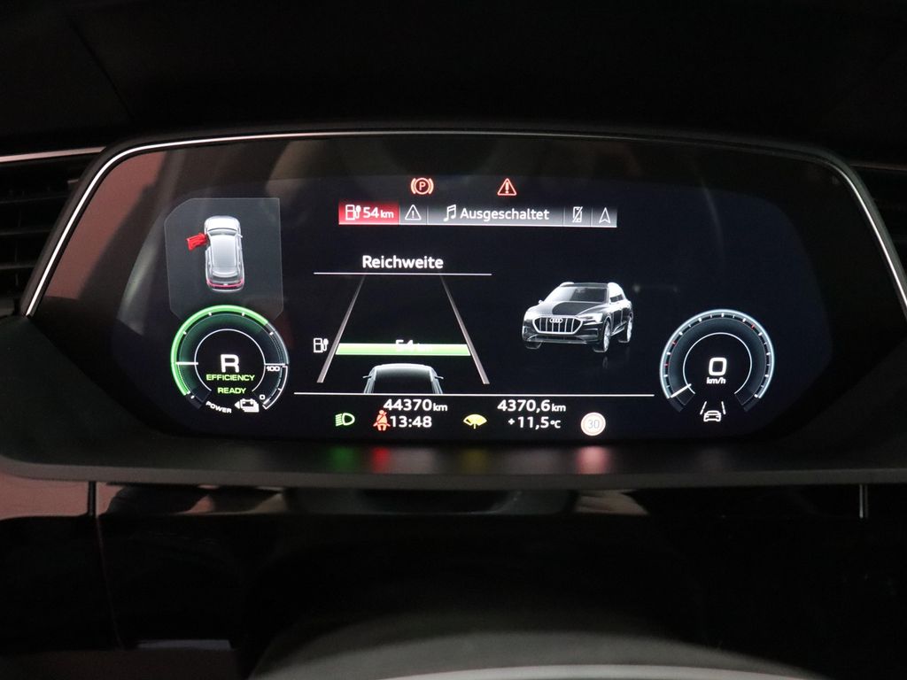 Audi e-tron 2022