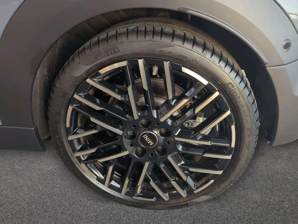 MINI Cooper S Cabrio 2024