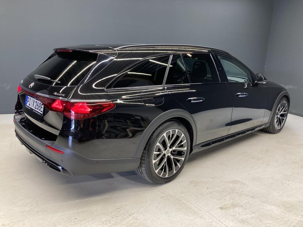 Mercedes-Benz E 300 2024