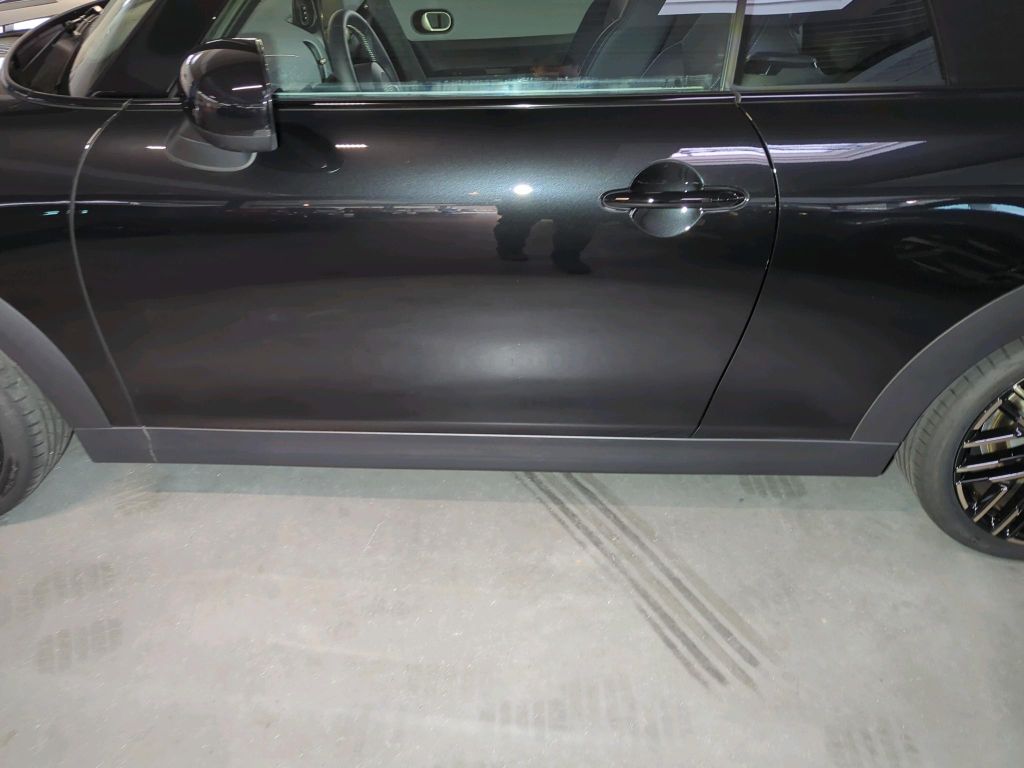 MINI Cooper Cabrio 2024