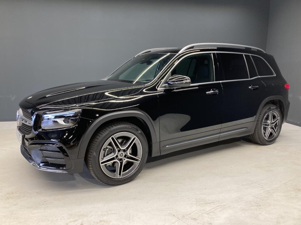 Mercedes-Benz GLB 200 2024