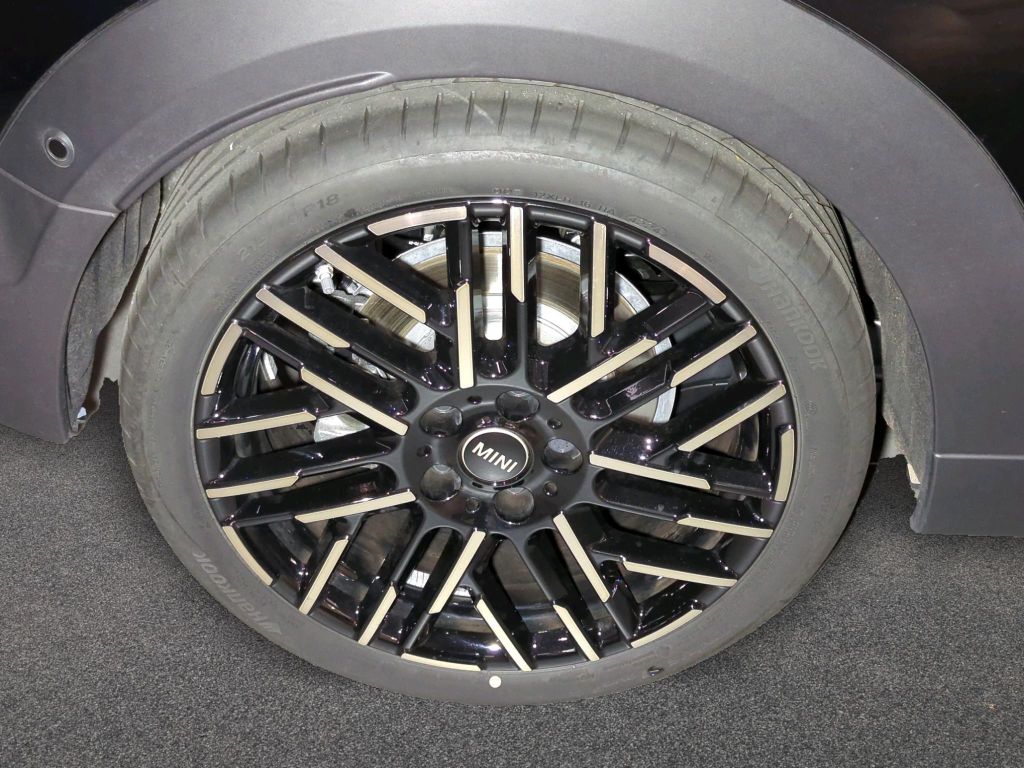 MINI Cooper Cabrio 2024