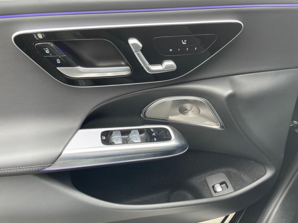 Mercedes-Benz E 300 2024