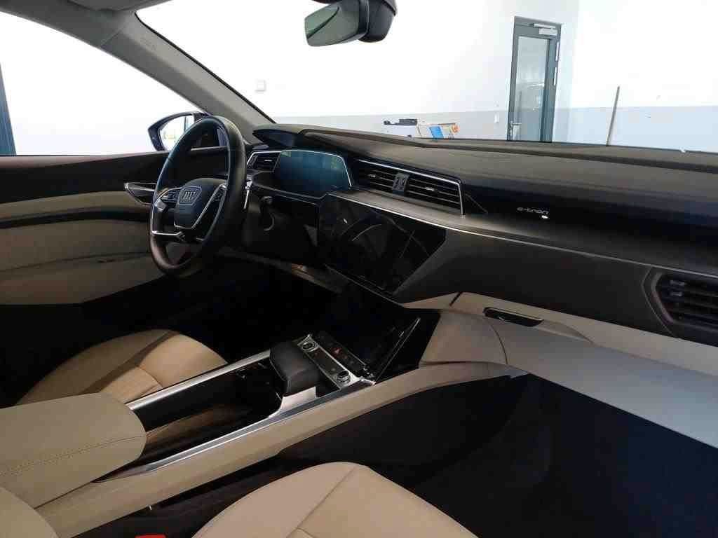 Audi e-tron 2021