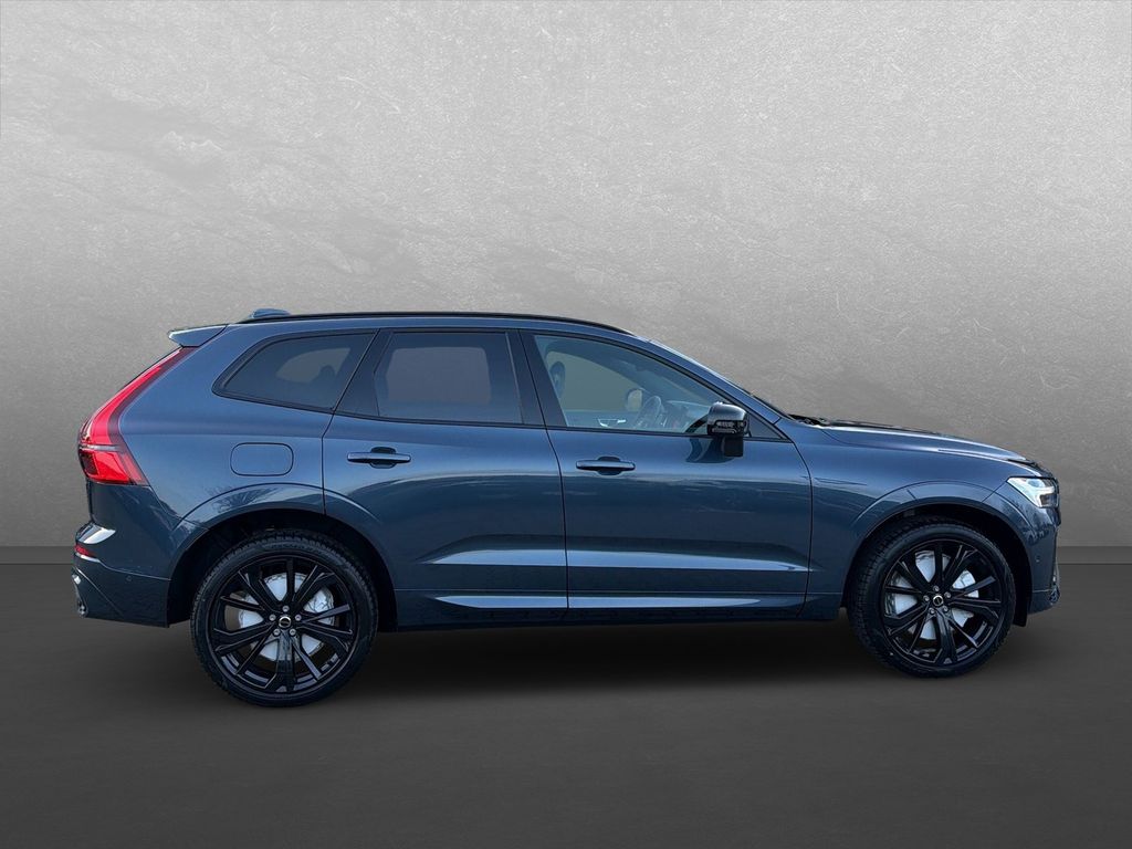 Volvo XC60 2025