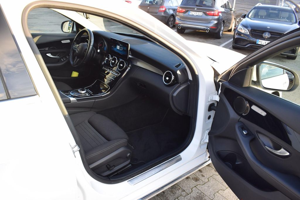 Mercedes-Benz C 220 2021