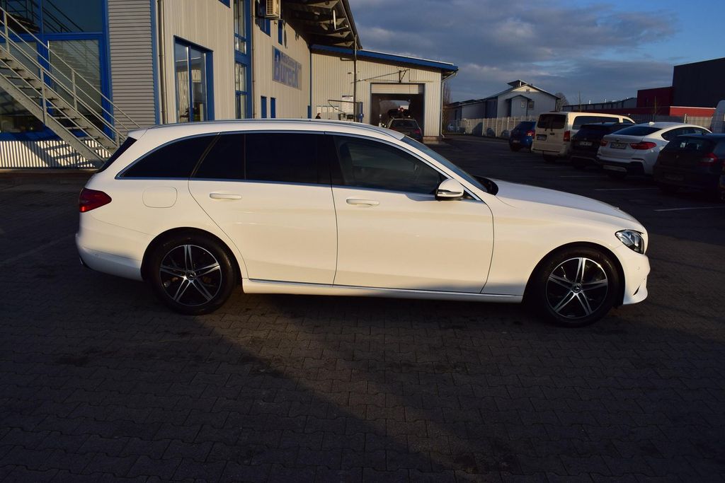 Mercedes-Benz C 220 2021
