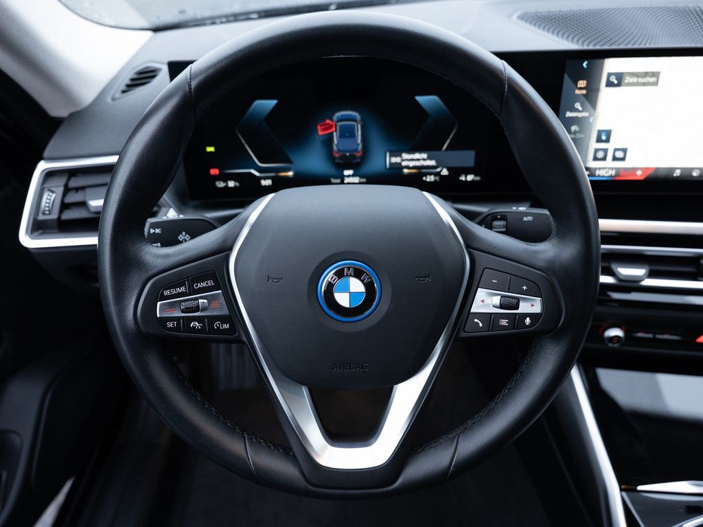 BMW i4 2023