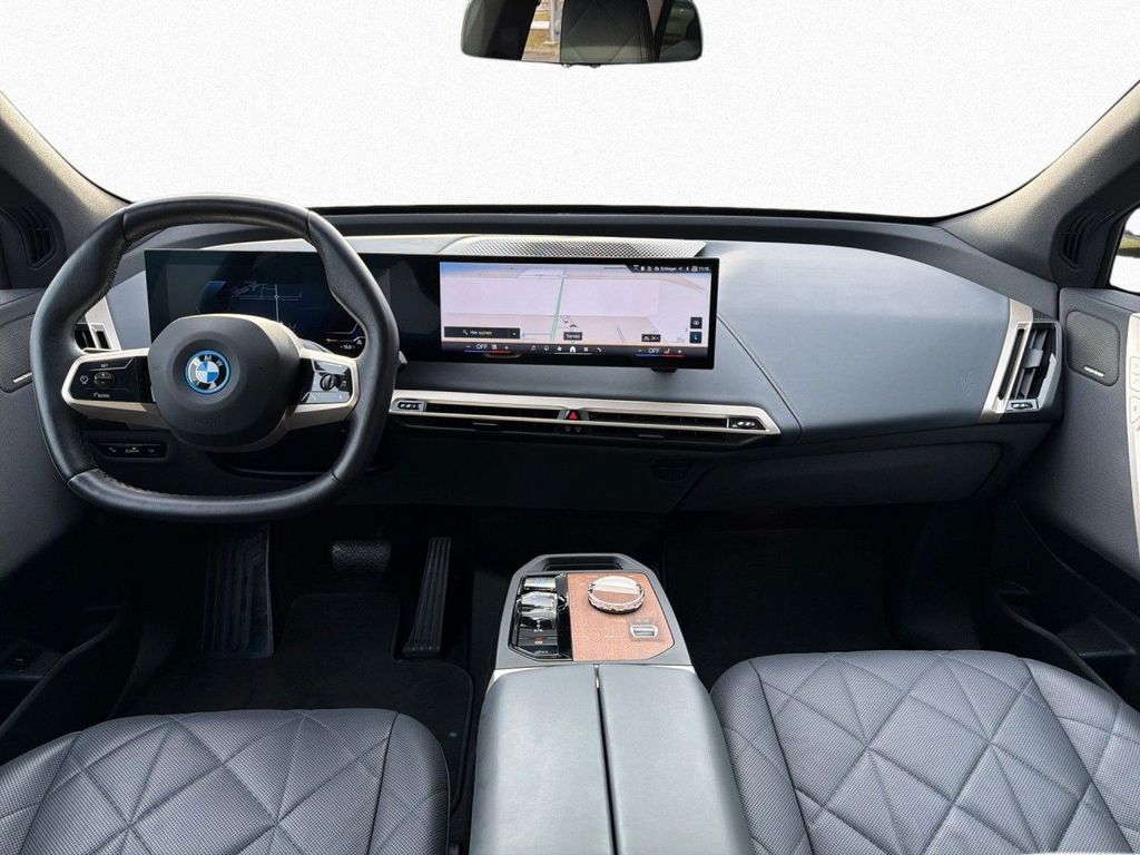 BMW iX 2023
