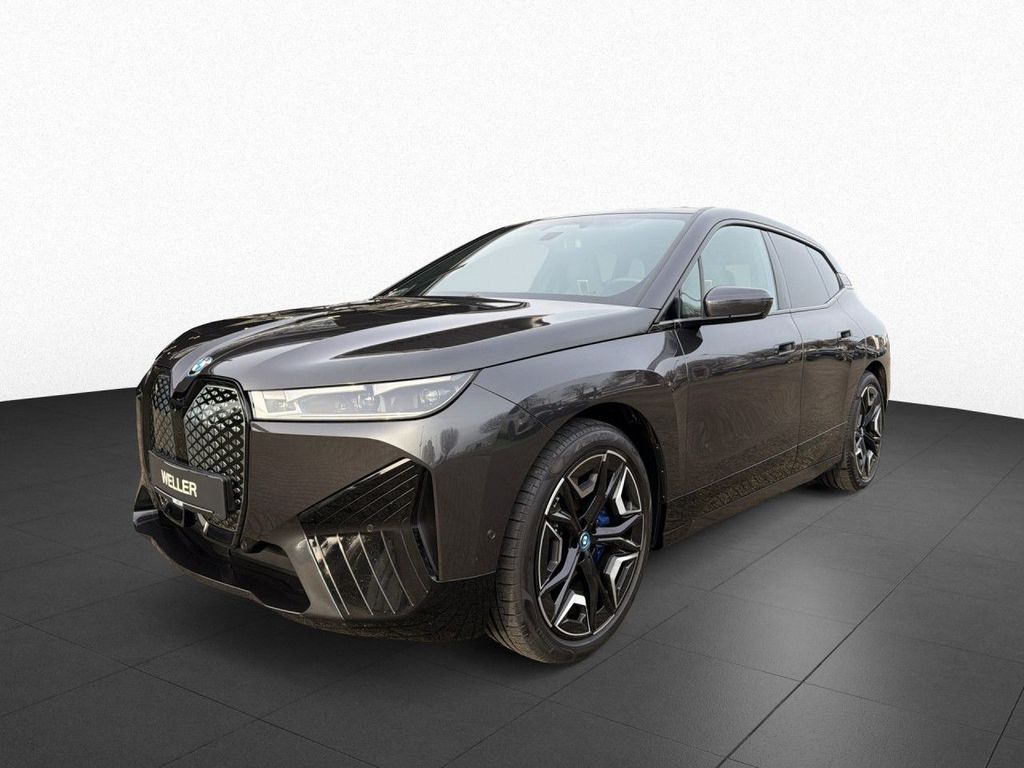 BMW iX 2023