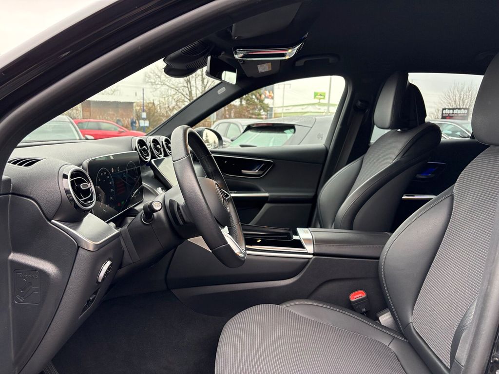 Mercedes-Benz GLC 300 2024