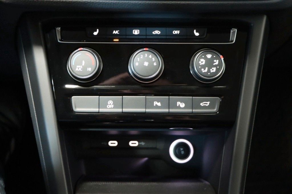 Volkswagen Touran 2024