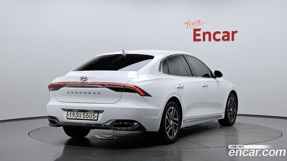 Hyundai Grandeur 2020