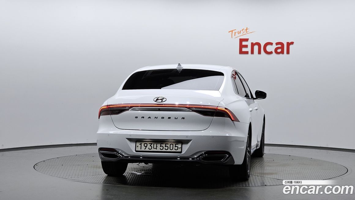 Hyundai Grandeur 2020