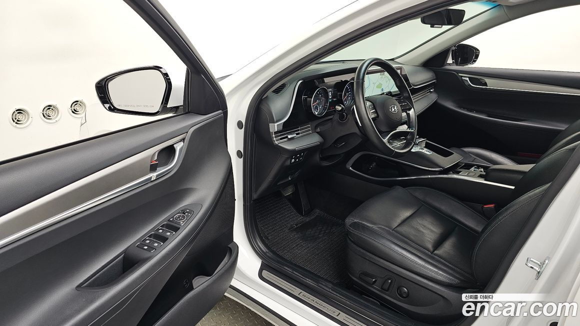 Hyundai Grandeur 2020