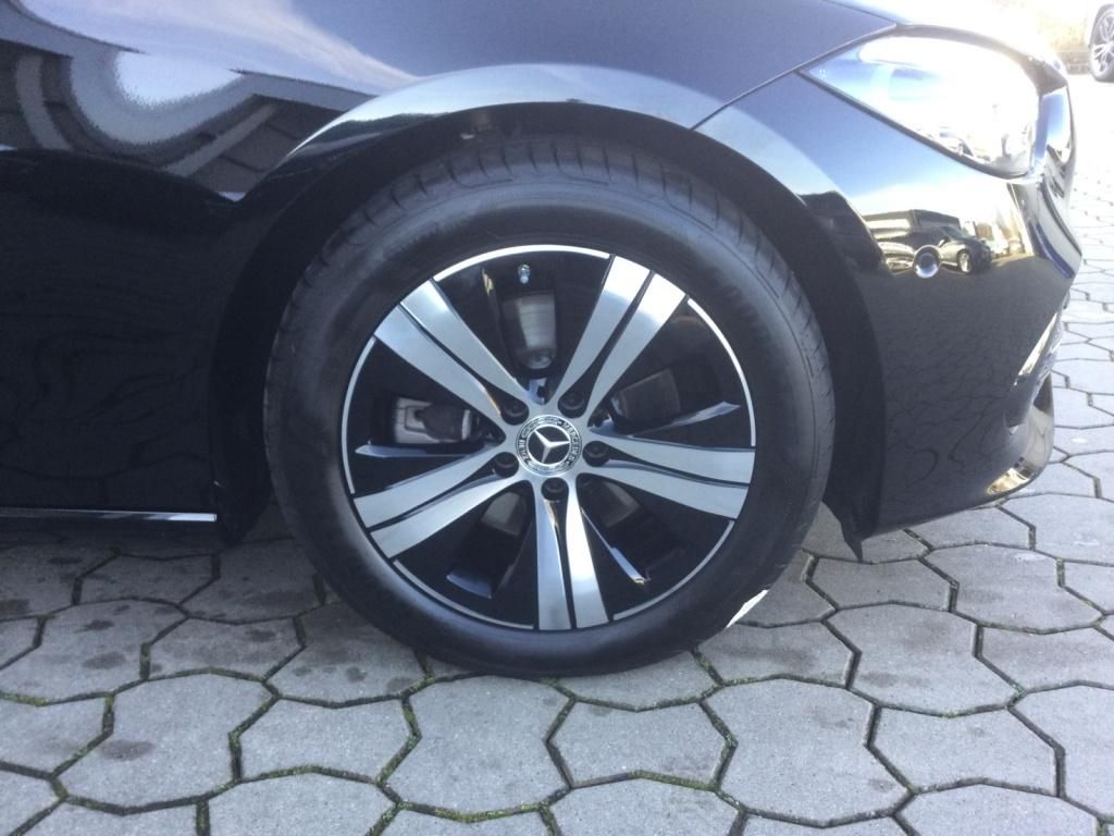 Mercedes-Benz C 200 2024