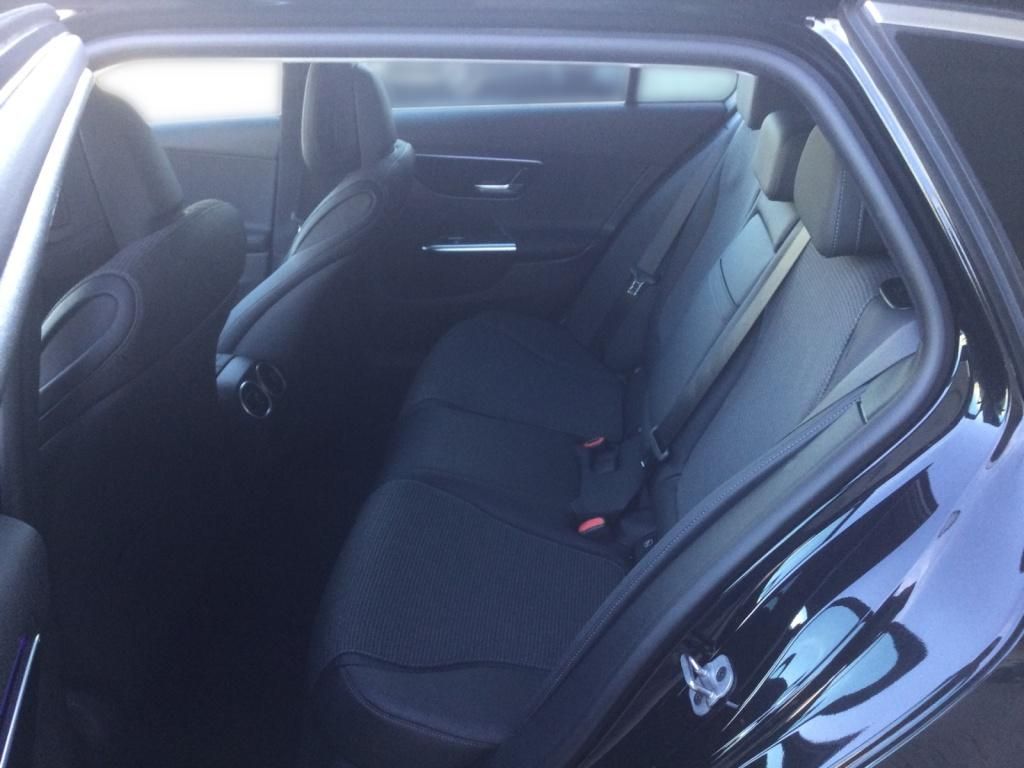 Mercedes-Benz C 200 2024