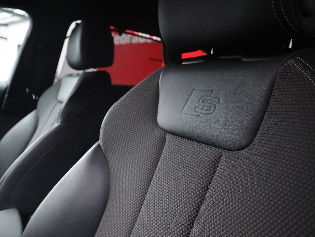 Audi A4 2024