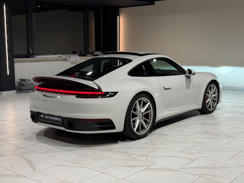 Porsche 992 2021