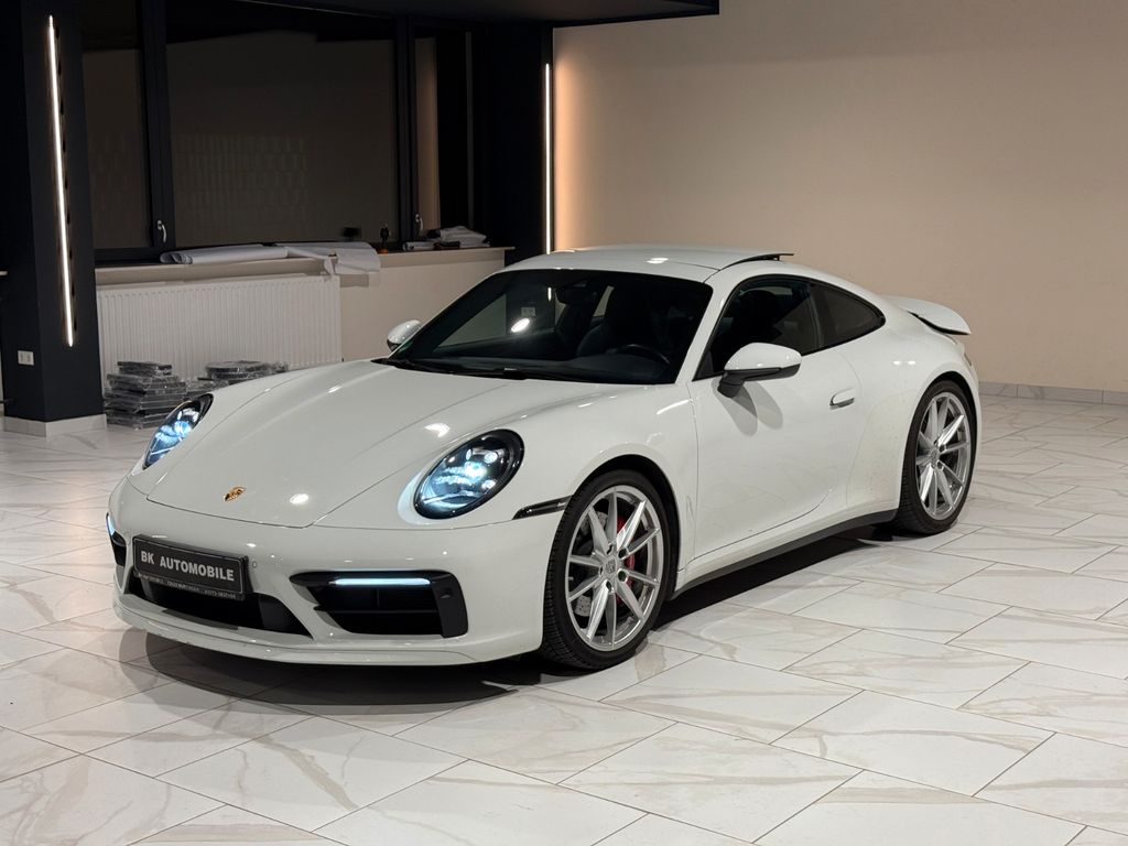 Porsche 992 2021