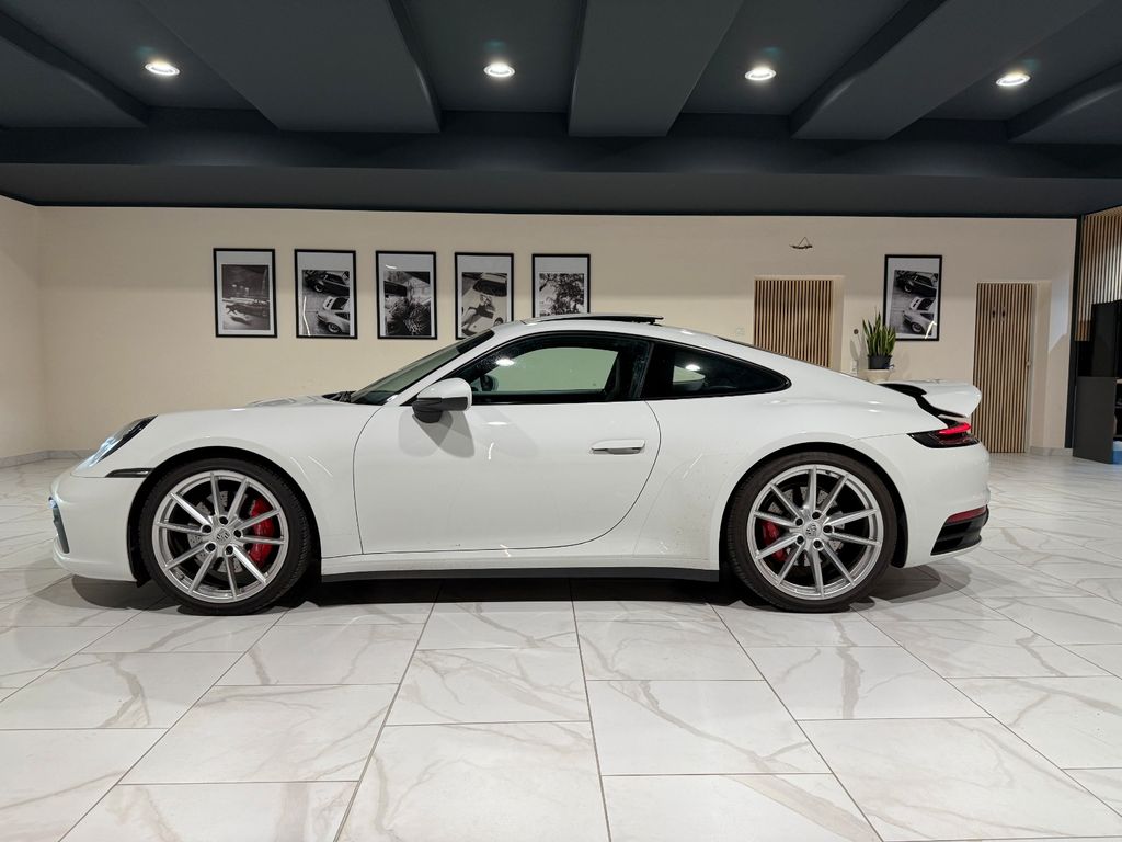 Porsche 992 2021